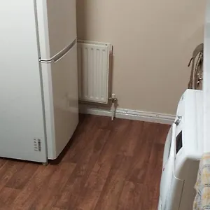  Apartment Zone 2 Lovely 4 Bedroom - 3 Trowbridge Road United Kingdom